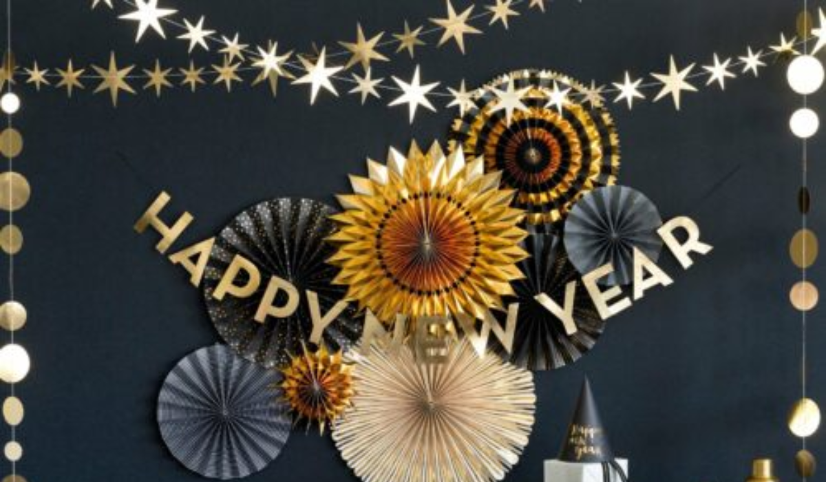 15 Best New Year's Eve Decoration for 2023